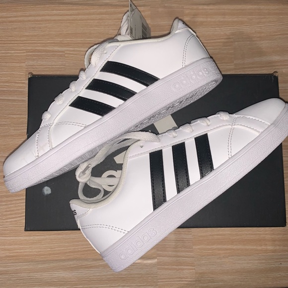 Adidas: Baseline K - Picture 5 of 5